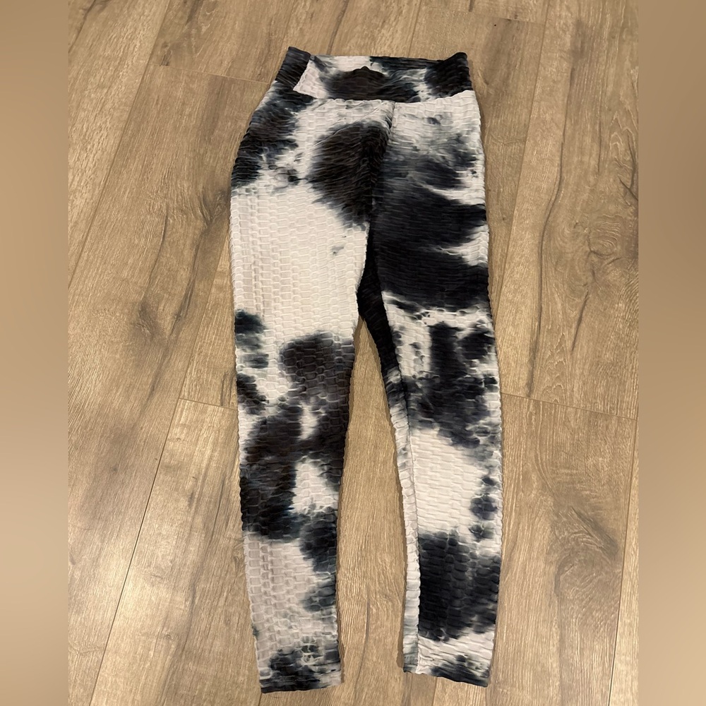 Tie dye scrunch legging